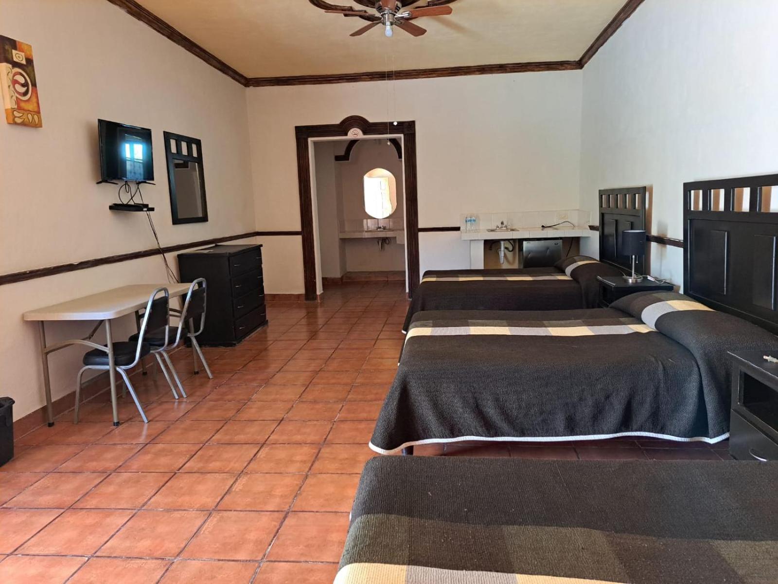 La Ilusion Hotel Campestre Y Balneario Паррас-де-ла-Фуэнте Экстерьер фото