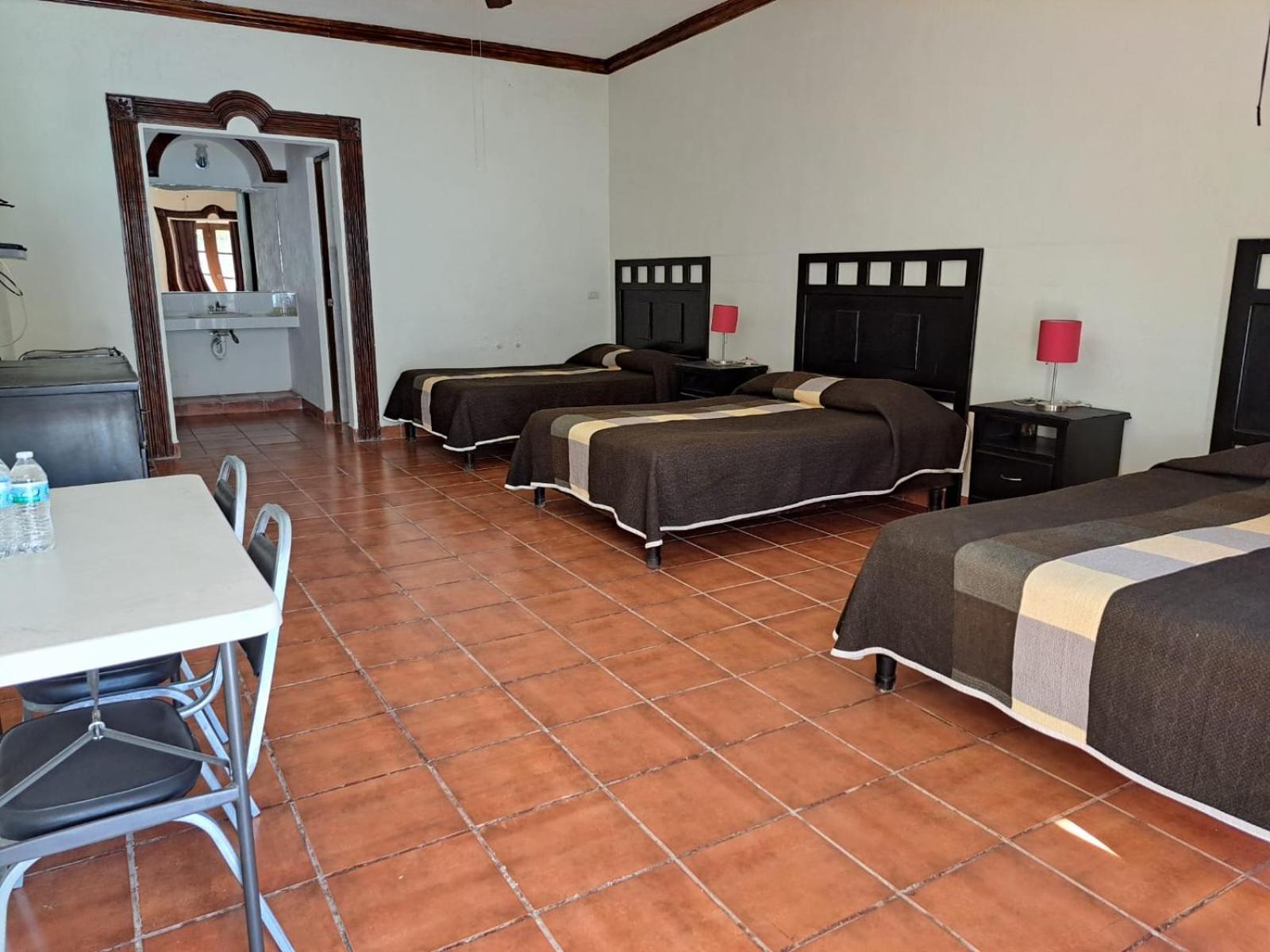 La Ilusion Hotel Campestre Y Balneario Паррас-де-ла-Фуэнте Экстерьер фото